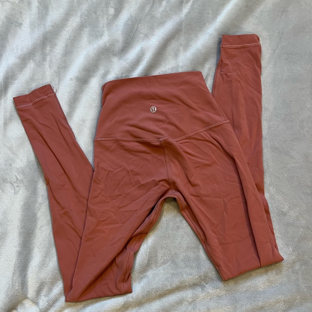 Pink lululemon aligns